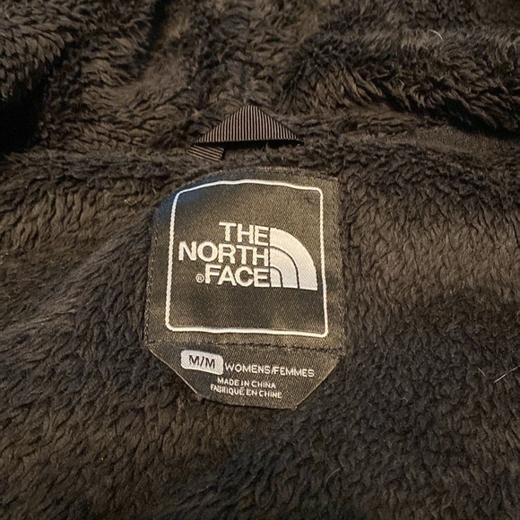 The North Face women’s hooded jacket size medium - Picture 3 of 8